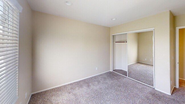 Building Photo - 33421 Wallace Way