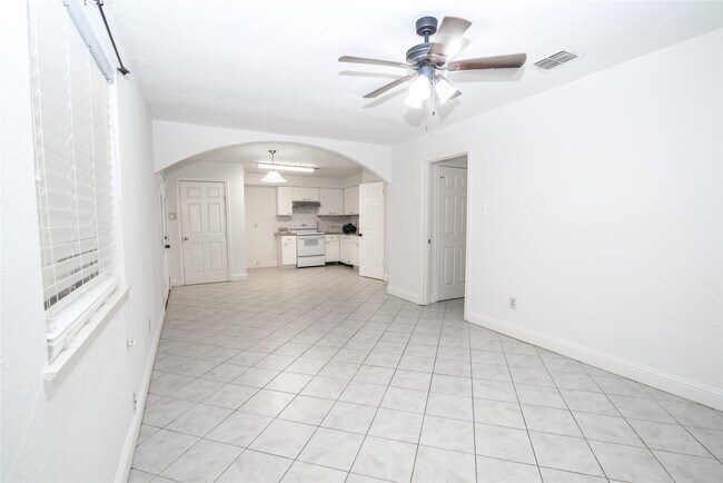 Building Photo - 7237 Cook Rd