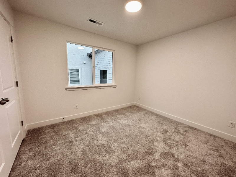Building Photo - 4558 W Watchmen Wy
