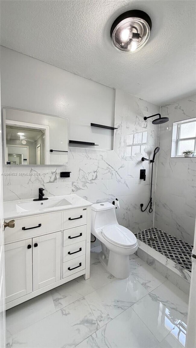 Building Photo - 14861 SW 173rd St