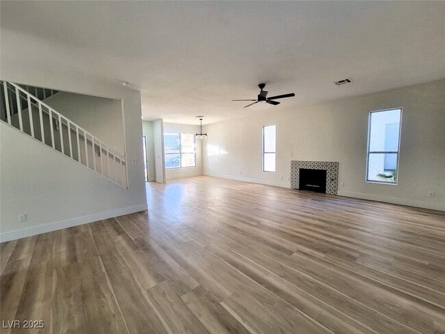 Building Photo - 5924 Taj Mahal Dr