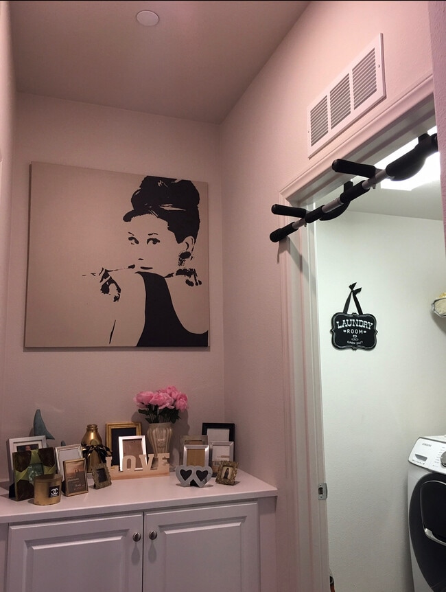 Building Photo - 14111 W Birch Ln