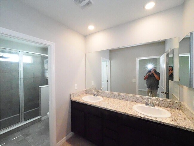 Building Photo - 4444 Aqua Mirage St