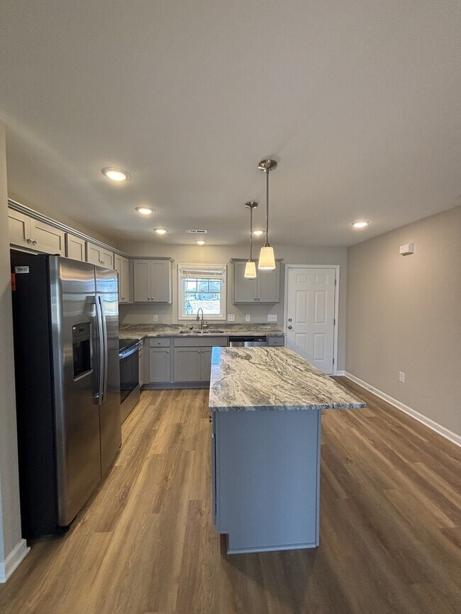 Building Photo - 100 Bradfield Cir