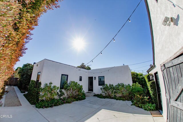 Building Photo - 55 S Catalina St