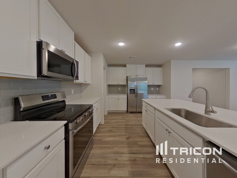 Building Photo - 2955 Legacy Rdg Ln