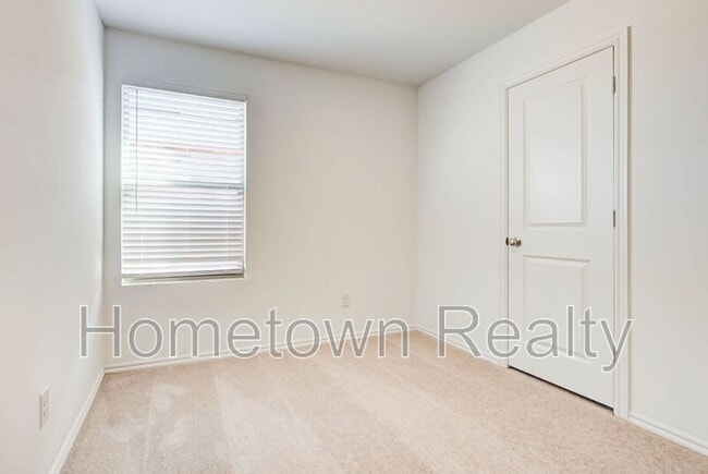 Building Photo - 3303 NW 149th St