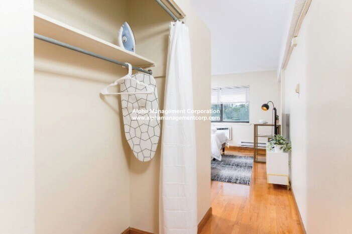 Building Photo - 1110 Commonwealth Ave