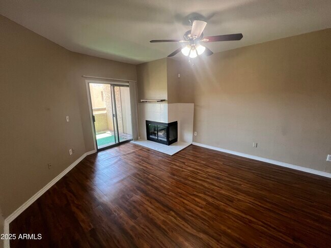 Building Photo - 1287 N Alma School Rd