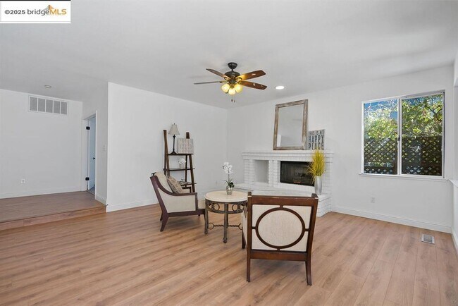 Building Photo - 2250 Prestwick Dr