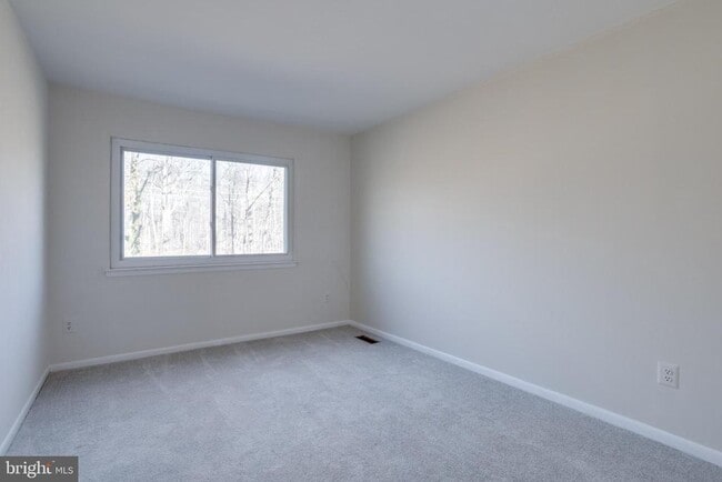 Building Photo - 7900 San Leandro Pl