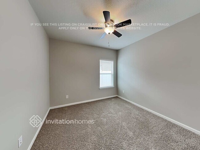 Building Photo - 11440 64th St E