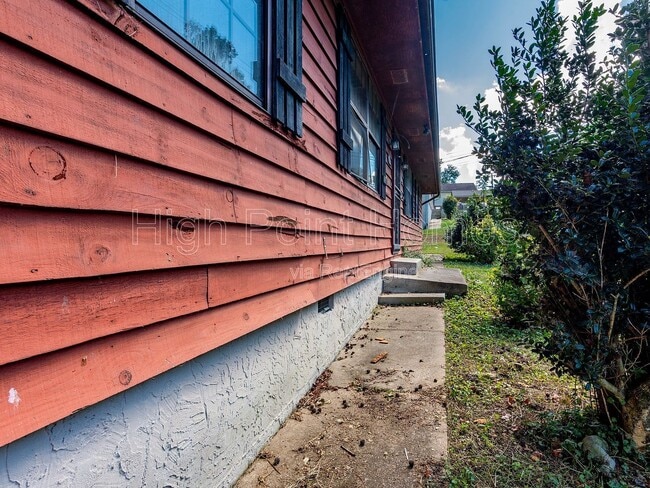 Building Photo - 388 Smitherman Rd