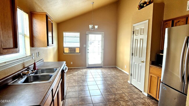 Building Photo - 3816 Tierra Fiji Ln