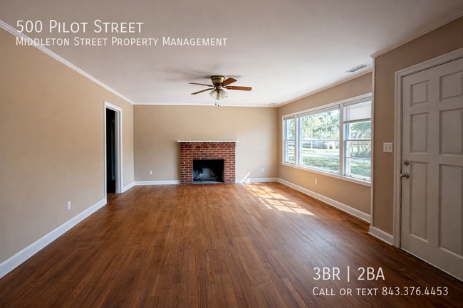 Building Photo - 500 Pilot St