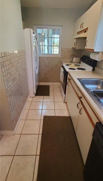 Building Photo - 39 Pebble Beach Cir