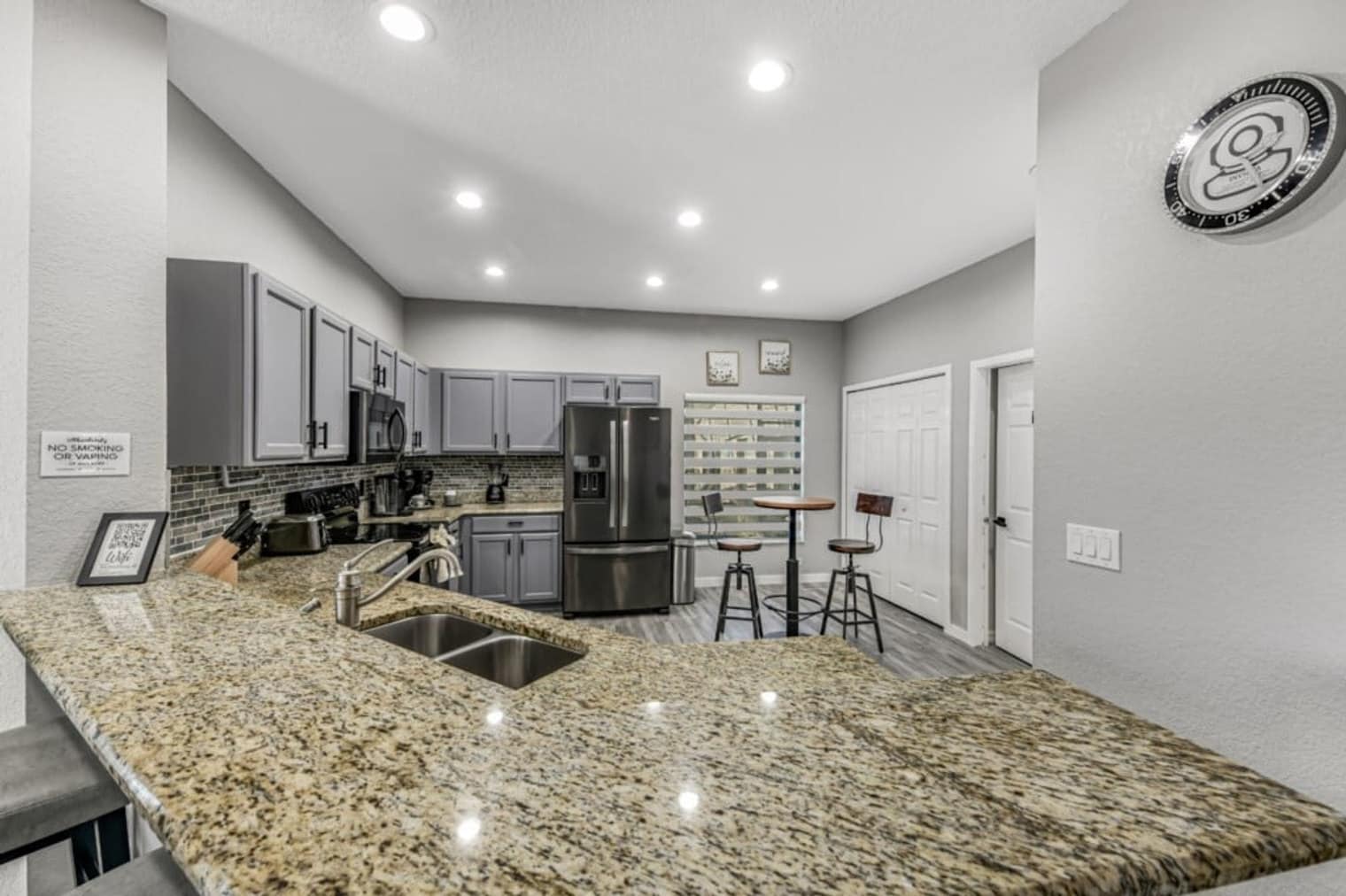 Building Photo - 16716 Lazy Breeze Loop