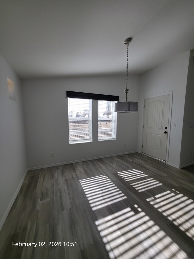 Building Photo - 3950 E Philip Ave