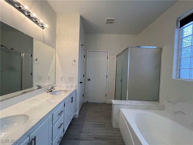 Building Photo - 8312 Gilded Crown Ct