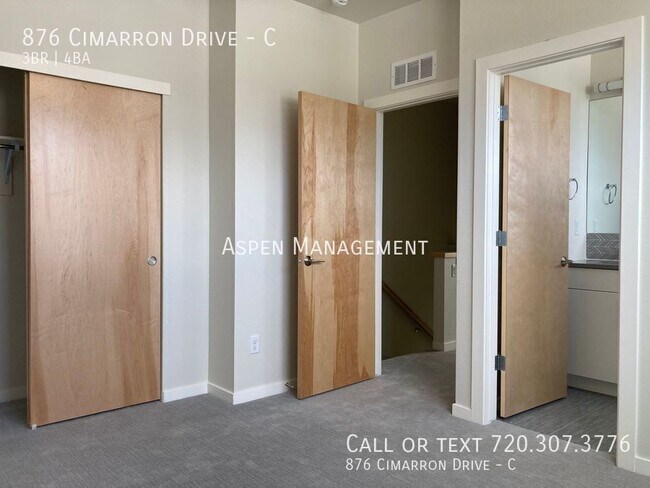 Building Photo - 876 Cimarron Dr
