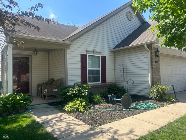 Building Photo - 720 Bluff Creek Dr