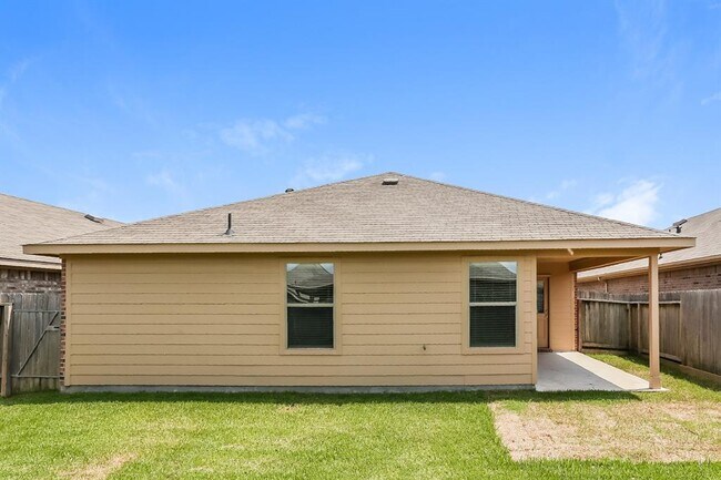 Building Photo - 15459 Casita Verde Way