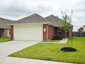 Building Photo - 5401 Rio San Juan St