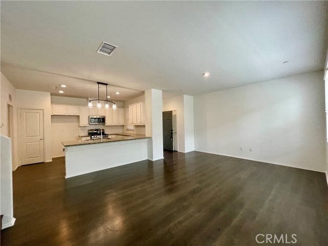 Building Photo - 205 W Via Presido