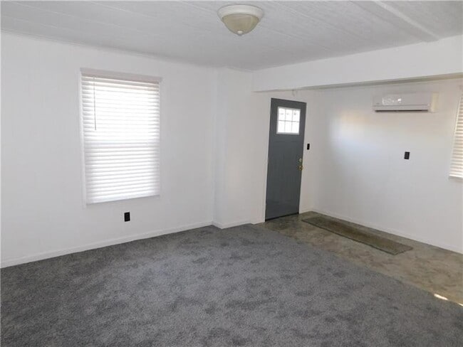 Building Photo - 517 Euclid Ave