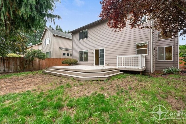 Building Photo - 2903 NE 184th Ave