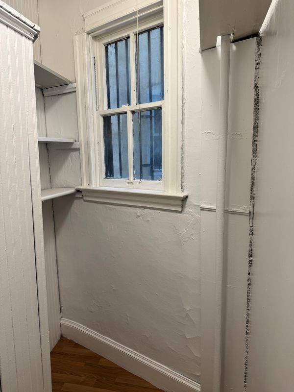 Building Photo - 537 Sanford Pl