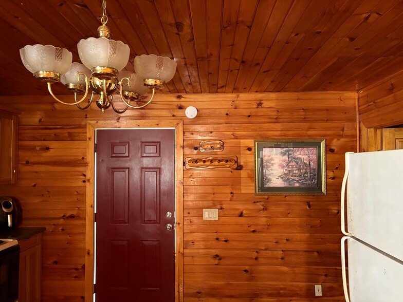 Building Photo - 2535 McCloud Way