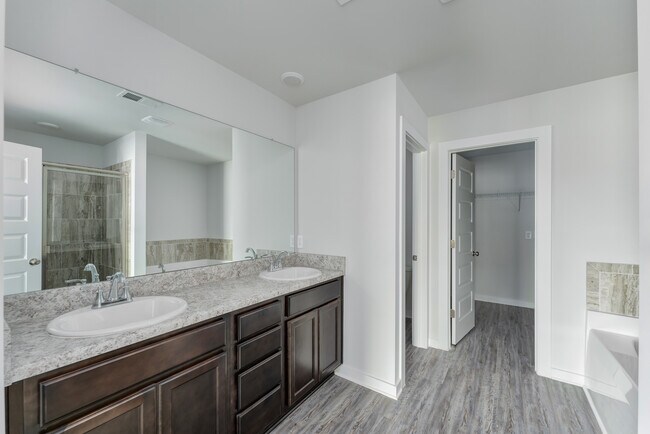 Building Photo - 7213 Berrywood Ct