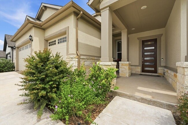 Building Photo - 513 Barnhill Lp