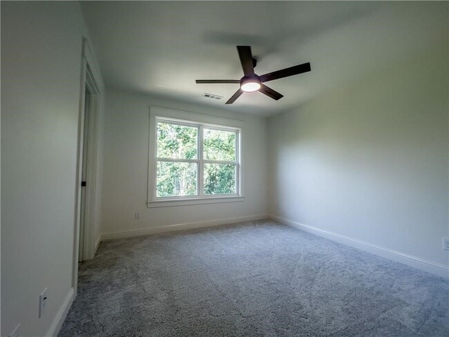 Building Photo - 8 Rearsby Ln