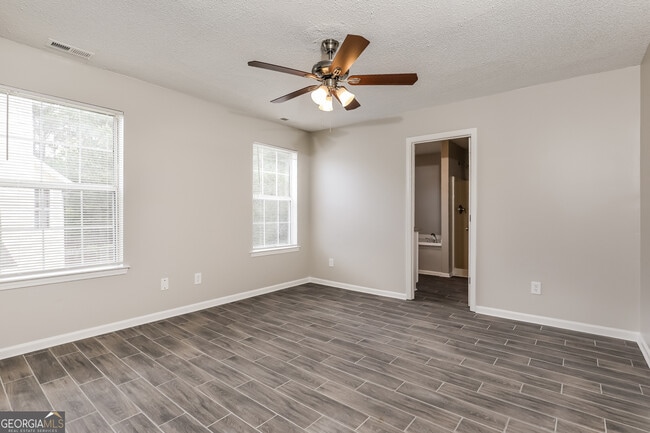 Building Photo - 8808 Edenton Way