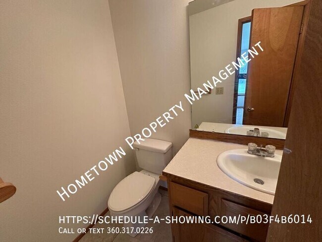 Building Photo - 1800 Lebanon St SE