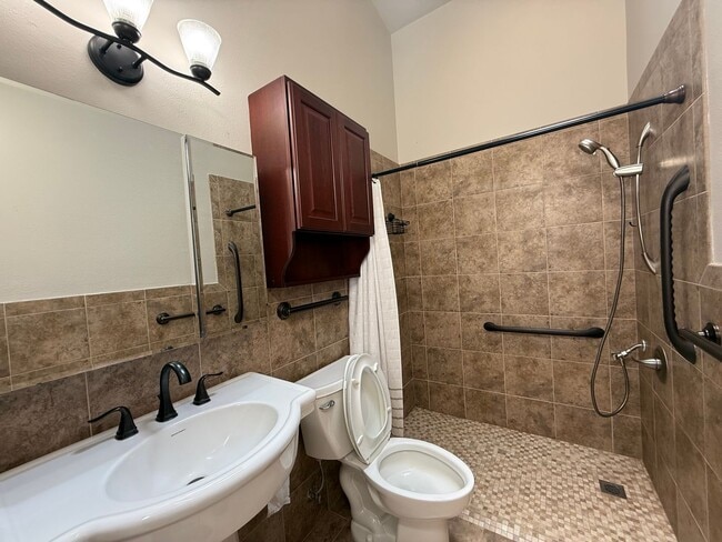 Building Photo - 15419 Mulberry Dr SE