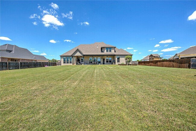 Building Photo - 1007 Bendelow Dr