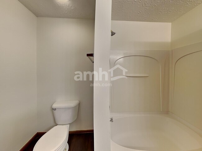 Building Photo - 3852 Winding Twig Dr