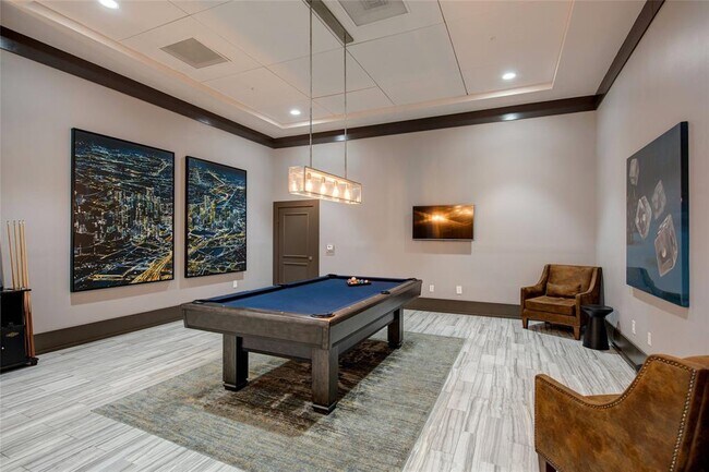 Building Photo - 4620 N Braeswood Blvd