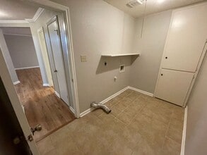 Building Photo - 7815 Caspian Bay Dr