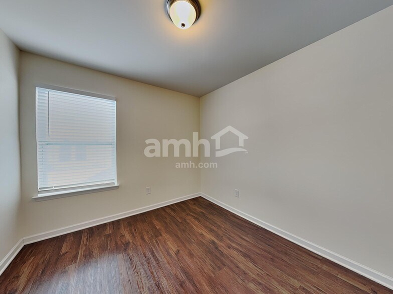 Building Photo - 5215 Smoky Ridge Ln