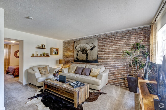 Building Photo - Lantern Village