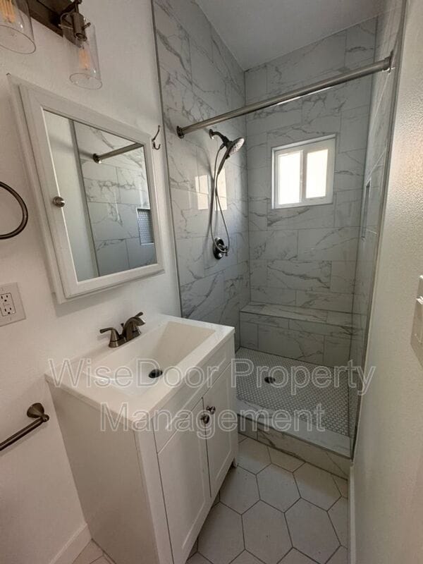 Building Photo - 6133 Danby Ave