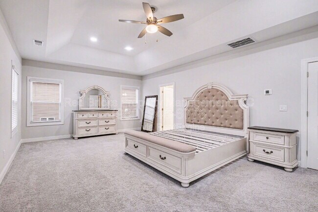 Building Photo - 7907 Moon Hl Pl