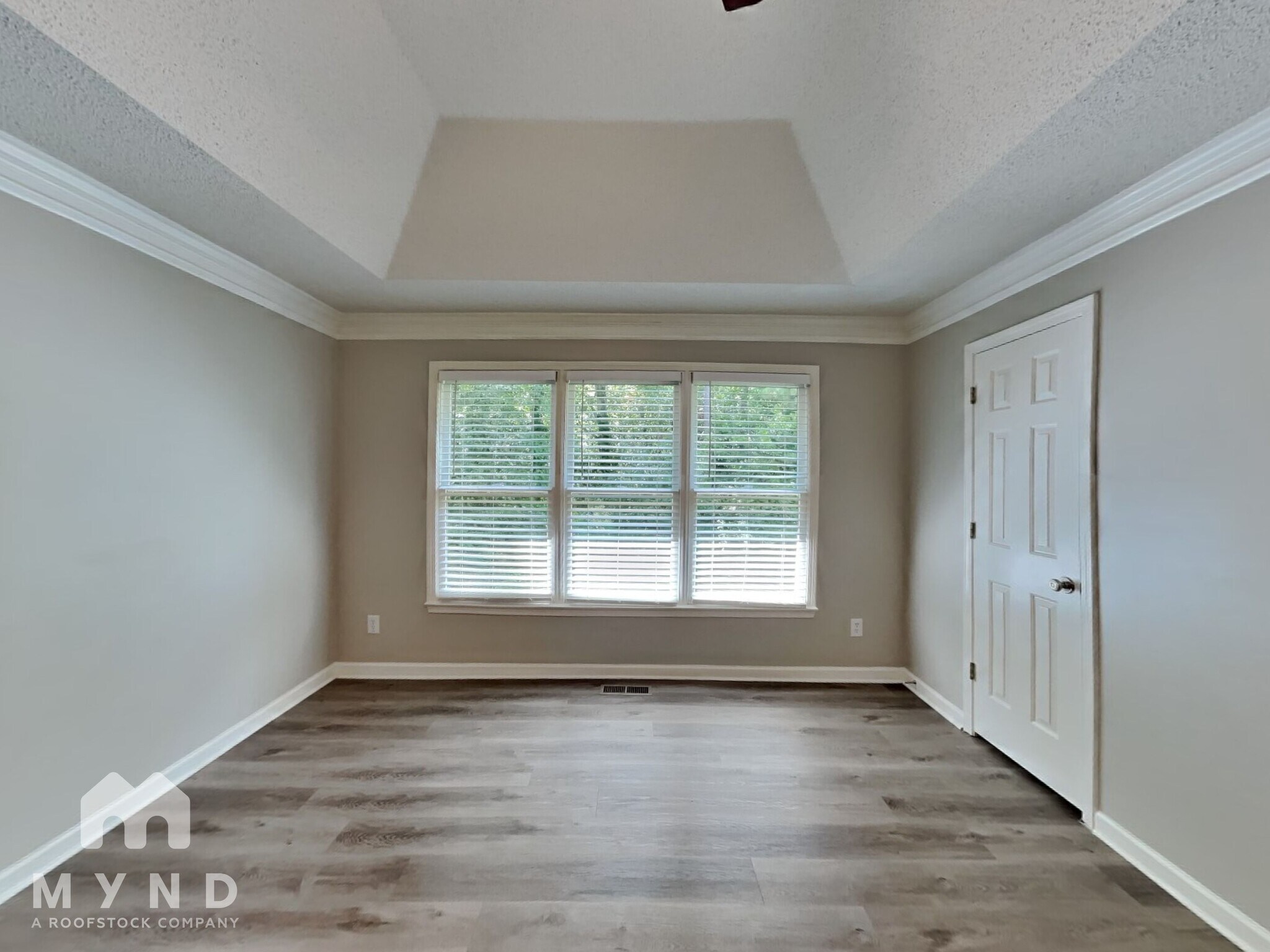 Building Photo - 103 Creekside Dr