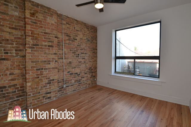 Building Photo - 2129 N Southport Ave