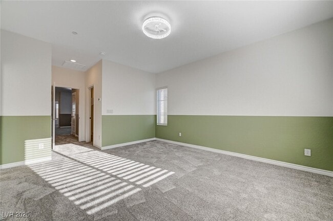 Building Photo - 600 Carriage Hill Dr