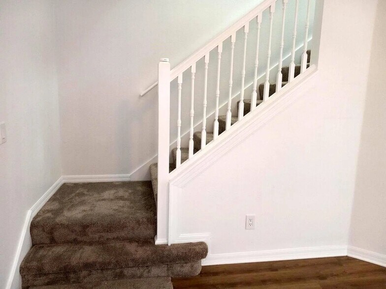 Building Photo - 268 Cape Harbour Loop